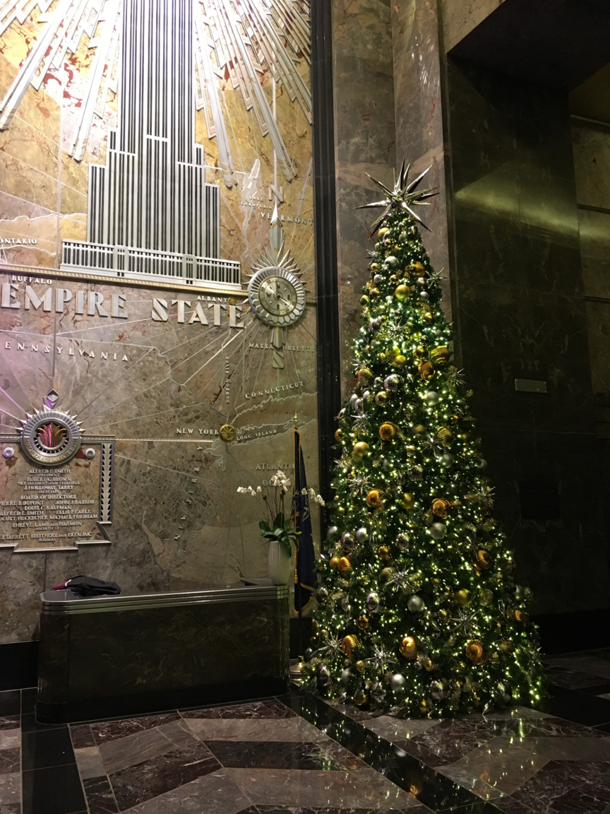 Joulua odotettiin Empire State Buildingissa marraskuussa 2018